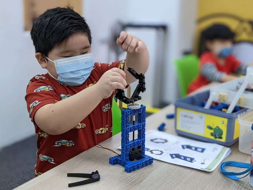 Robothink Holiday Camp